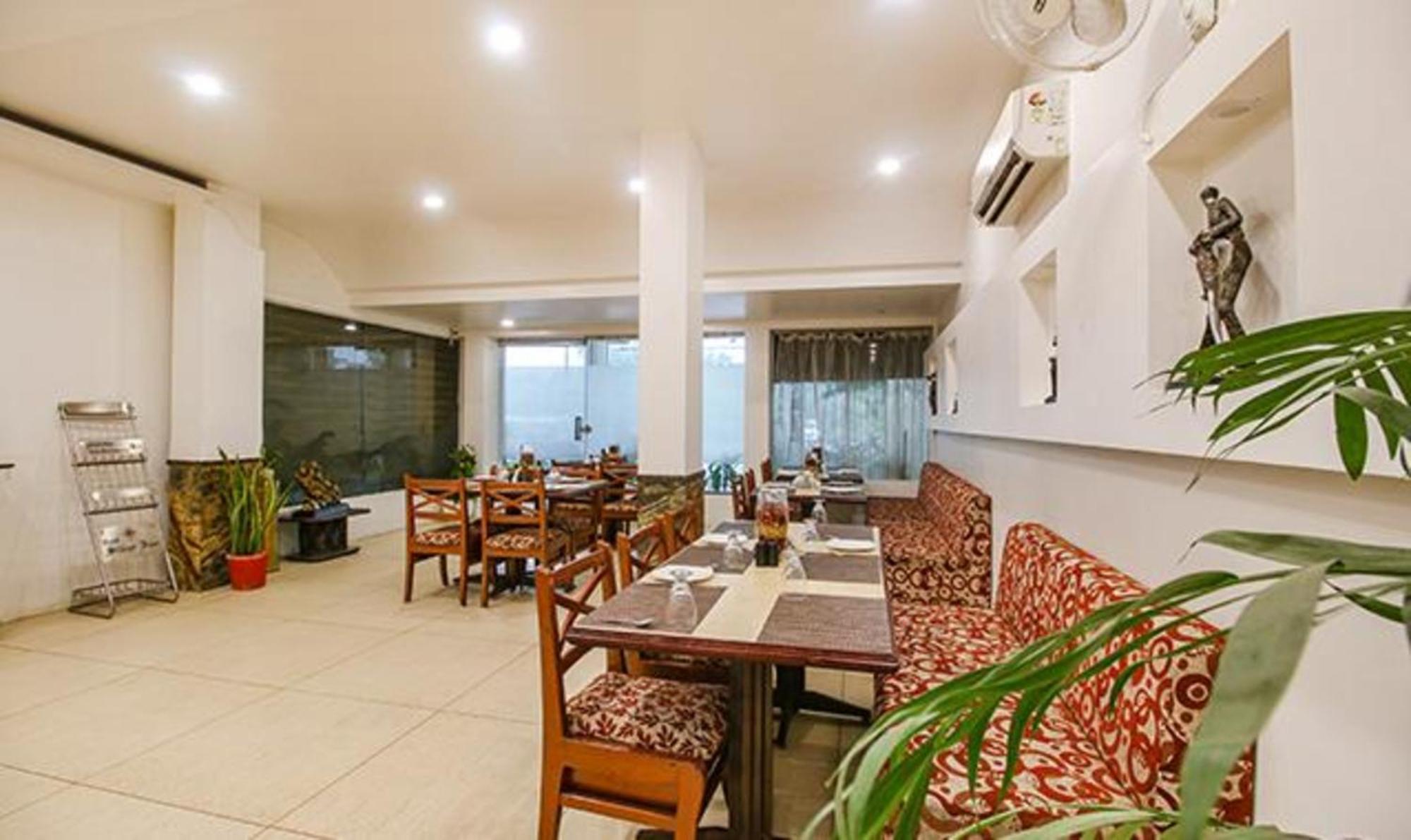 Hotel Silver Inn Bhopal Eksteriør bilde